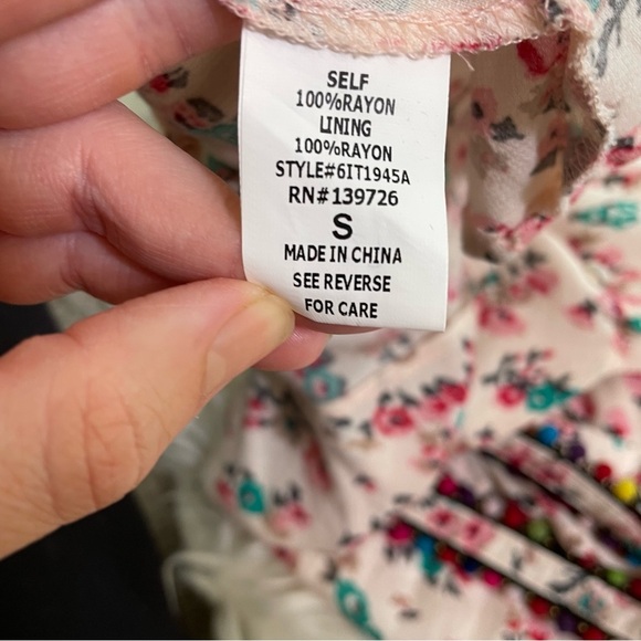 The Impeccable Pig Pom-Pom Floral Blouse with Off the Shoulder Detail - Picture 6 of 7